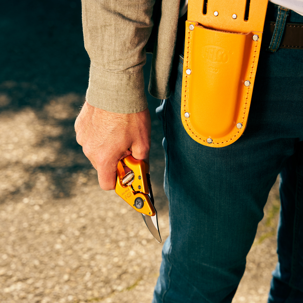 FELCO 6 TANGERINE BLAZE - Lifestyle - Context/Still